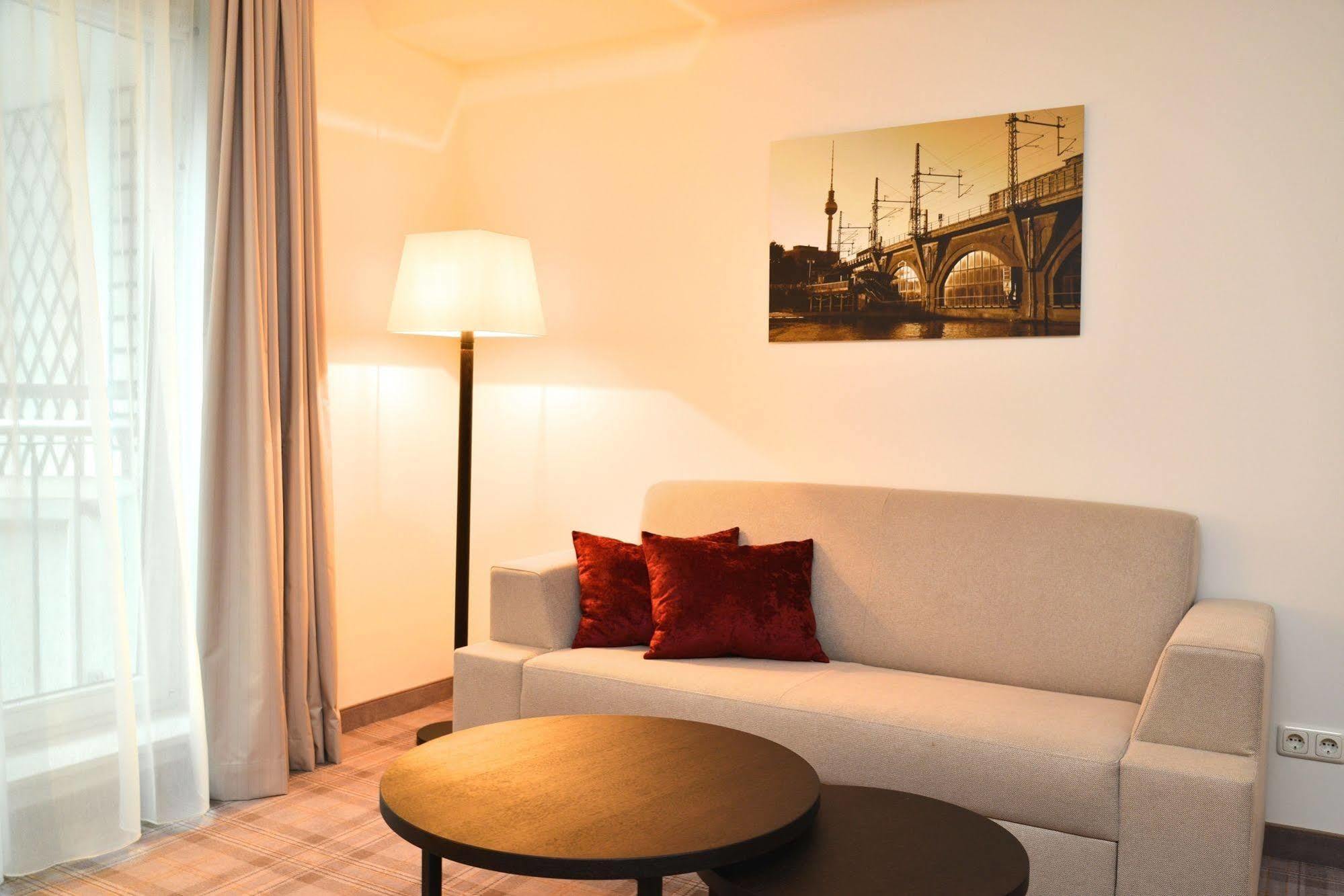 Hotel Classik Hackescher Markt 3*